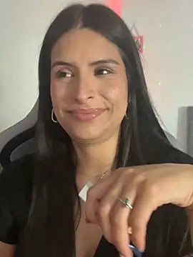 Webcam Model (_elektrah)  is live.Free join now!