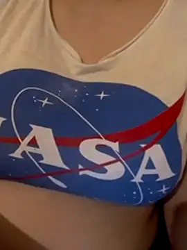 Webcam Model (Zanoba-16)  is live.Free join now!