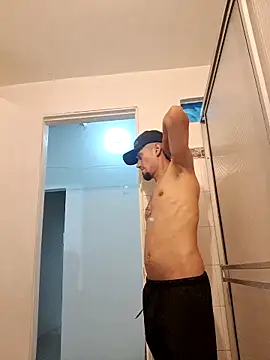 royalgirls_x (Ask my age) - going out naked has the stairs