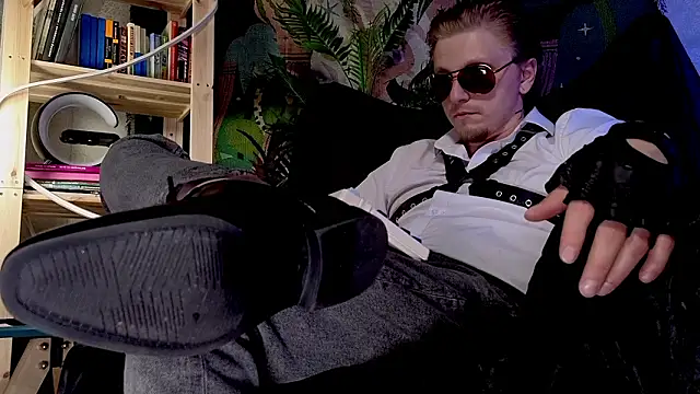 vincent_hardman (M young) - May I SNIFF your SOX please?