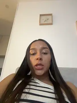 brunettecollins05 (G young) - Play my wet pussy  +  creamy+ squirttt