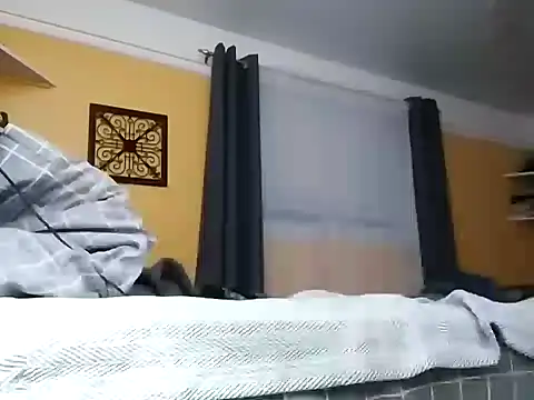 32666damon (Ask my age) - Make me cum