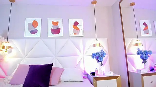 mariana_santana (F young) - take of panty and plug anal