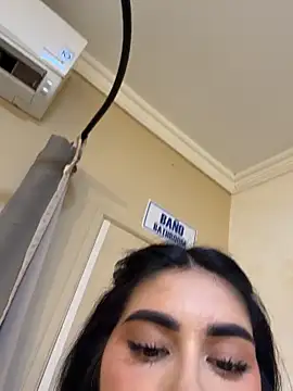 clarachanelricek (F young) - Play dildo boutique public