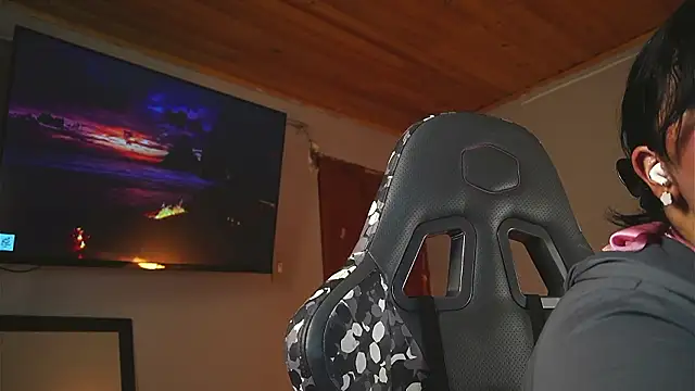 coraline_latin - Coraline_latin's free webcam - UK Sex Cams