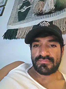 piggylatino (Ask my age) - be piggy and clouded