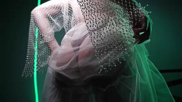 ginger_hugs live sex cam