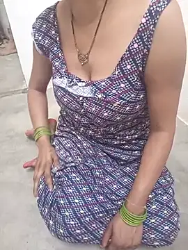 Savita_bhabhi_enjoy webcam