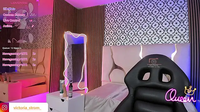 nooah_tay (M twink) - 2 fingers in the ass