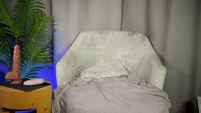 juwenta (F young) - make me cum