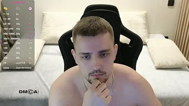 larstar01 (M young) - Happy Lars