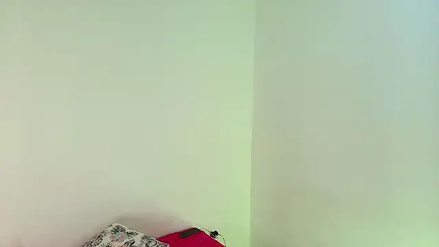 saraguzmann (F teen) - Wink your asshole