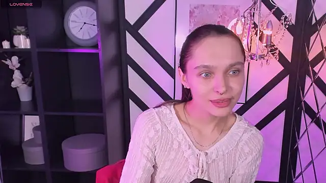 ChloeSunny live sex cam