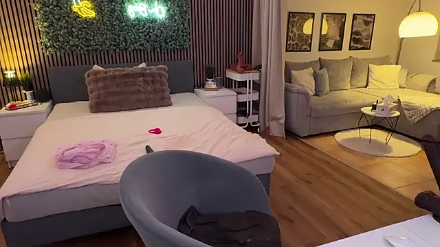 LizaRoxx live sex cam