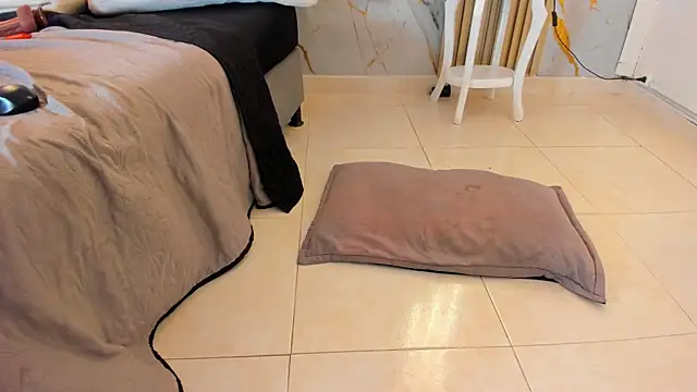 tiifany_baker (F young) - more, more, more squirt 💦💦