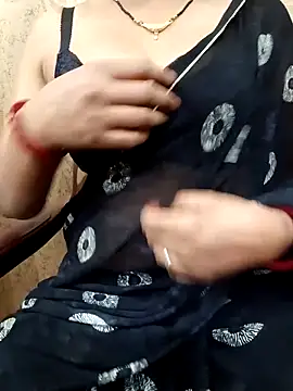 kusbu0077 (F young) - Boobs show