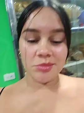 little_sugar_cube (F young) - Show boobs