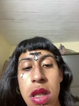 Naicollsxxx live sex cam