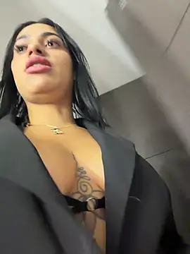 AlannaEvons live sex cam