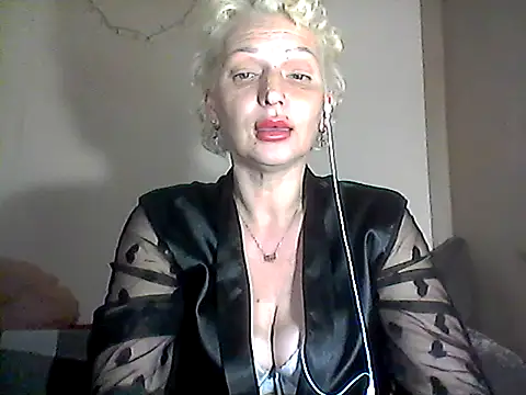 maryjane441 - MaryJane441's free webcam - UK Sex Cams