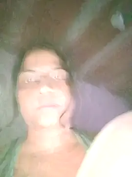 giselabrunette25 (F young) - grr + meow🦁