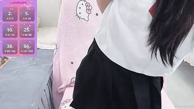 _nannan_ (F teen) - 愿我直播间的哥哥们都开心，发大财！