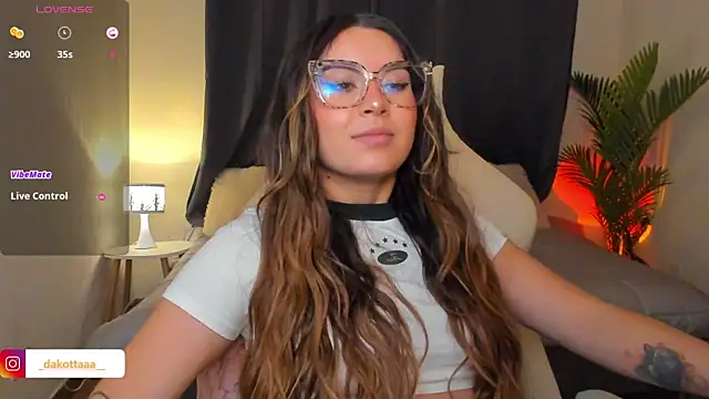 dakottaa_ (Ask my age) - ❤ Happy day  ❤