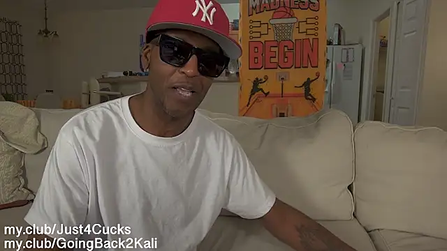 boomboomr00m live cam profile