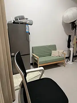 _xiaoxinxin_ (F young) - 你的痛苦我都心疼想为你解决