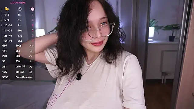 hannahayles (F teen) - Take off my shorts