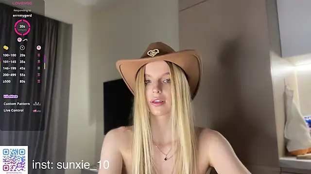 sunshine_diana (F teen) - show nipples