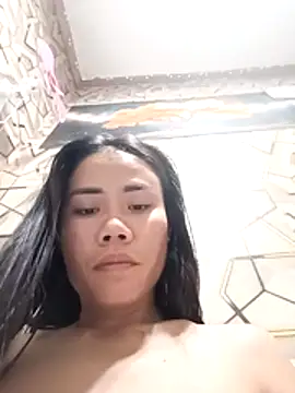 free chat cam Hotsquirter 10