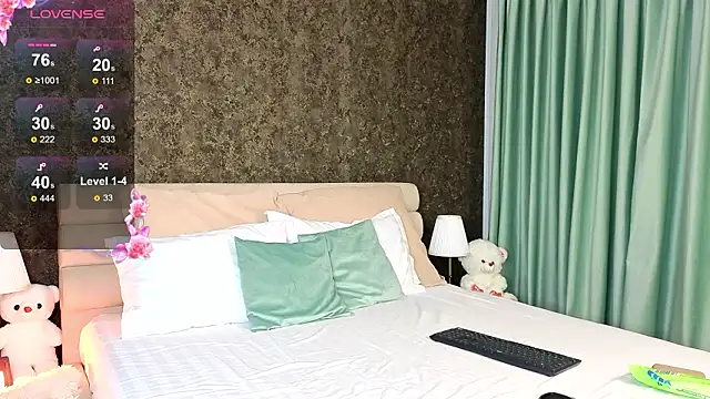 auram00n (F teen) - 🔥 Play with Kitty 🔥