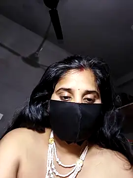 Webcam Model (Sexy_khushi19)  is live.Free join now!