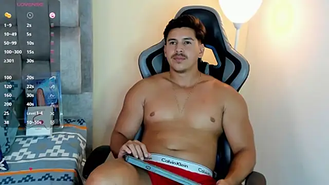 victor_vixen - Victor_vixen's free webcam - UK Sex Cams