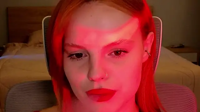 mollybossy - Mollybossy's free webcam - UK Sex Cams