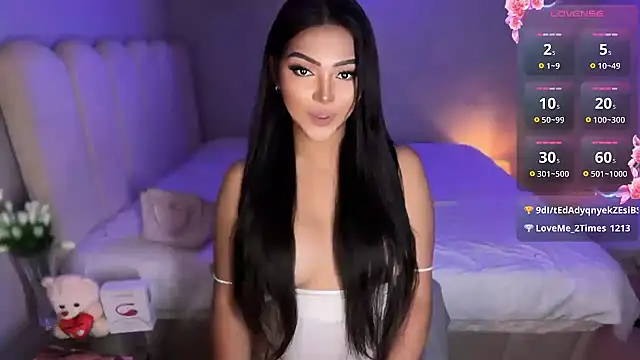 SUPERHOT_SHANTAL webcam