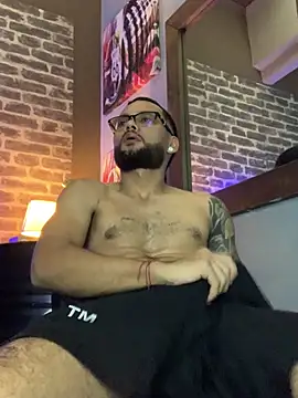 KyleJoss30 live sex cam