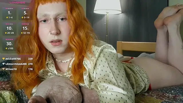 lia_grl - Lia_grl's free webcam - UK Sex Cams