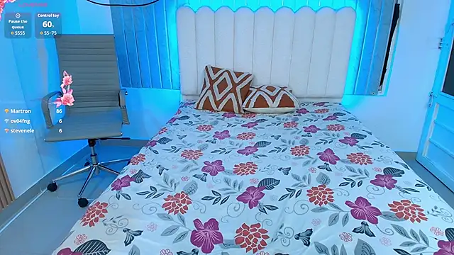 zainanour - ZainaNour's free webcam - UK Sex Cams