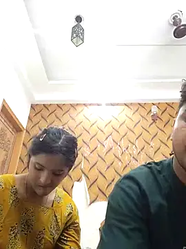 romantic_couple1 live cam profile