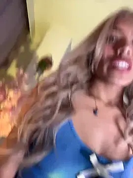 soffia_7 (F young) - full naked and seexy dance