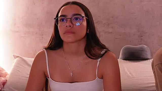 nicky_and_blake (Ask my age) - show ass in doggy