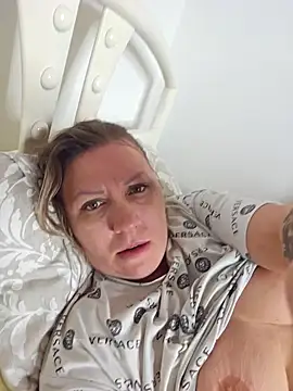 zarina3003 - Zarina3003's free webcam - UK Sex Cams