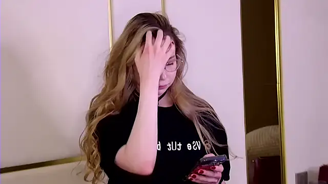 -sarablack- - -SaraBlack-'s free webcam - UK Sex Cams