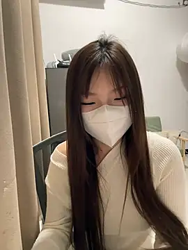 _xiaoxinxin_ (F young) - 你的痛苦我都心疼想为你解决