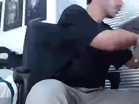 Kratoswolf live sex cam