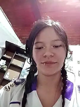 ninffa_sweet21 - Ninffa_sweet21's free webcam