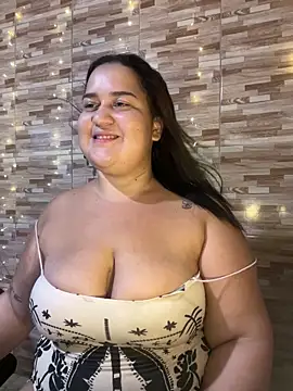 yesmiia - Yesmiia's free webcam