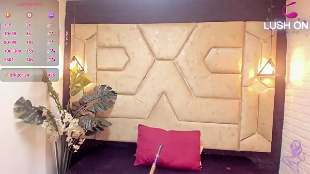 julieta_slav3 - Julieta_Slav3's free webcam